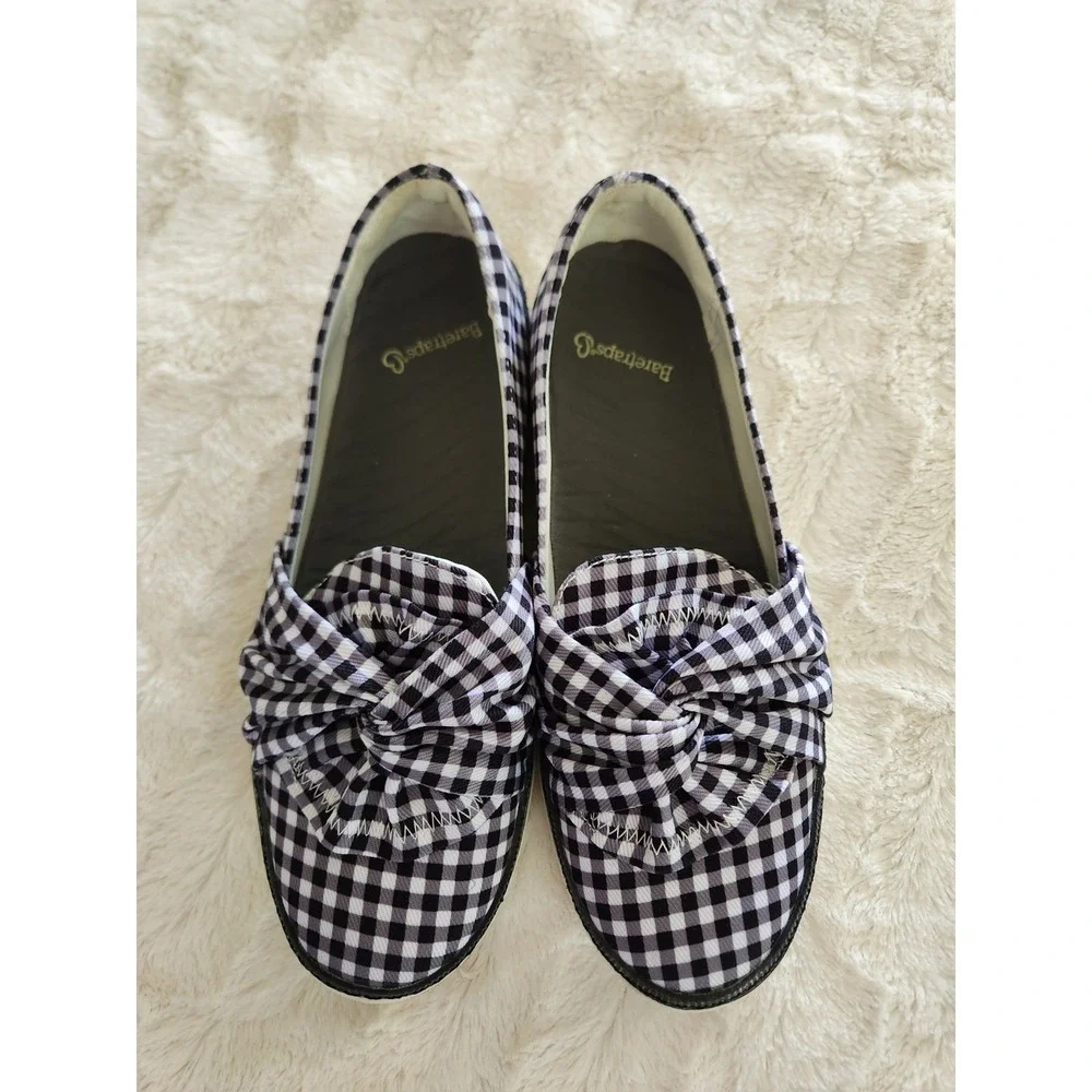 Baretraps Women's Valley Slip On Flats Size 7M Bow Comfort Cushion Gingham Shoes